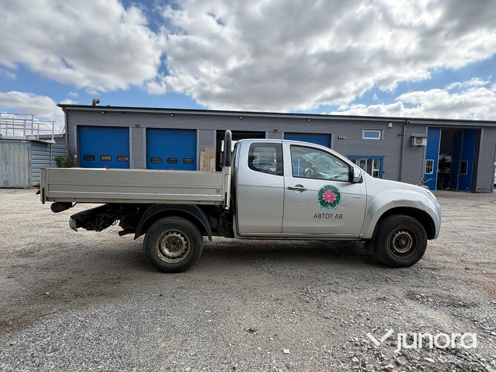 Pickup – Isuzu D-Max Space Cab 2.5 4WD
