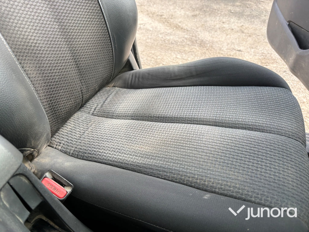 Pickup – Isuzu D-Max Space Cab 2.5 4WD