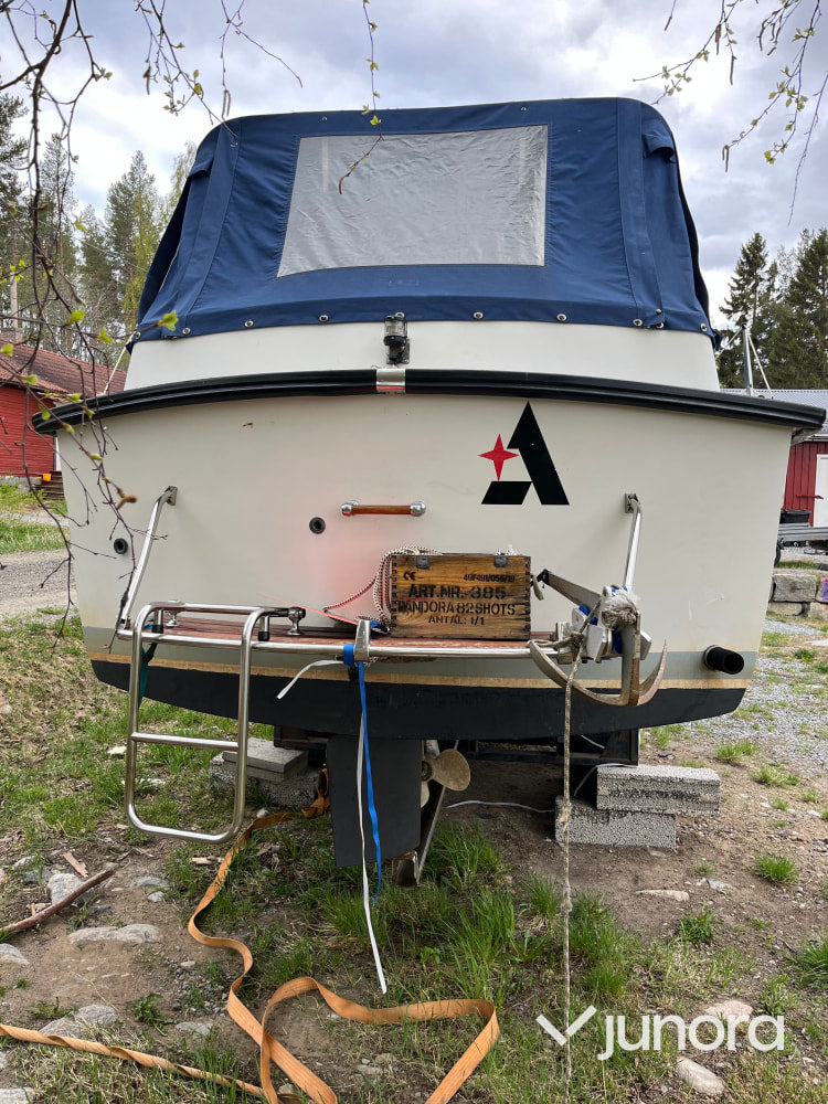 Motorbåt / Kabinbåt - Albin 23