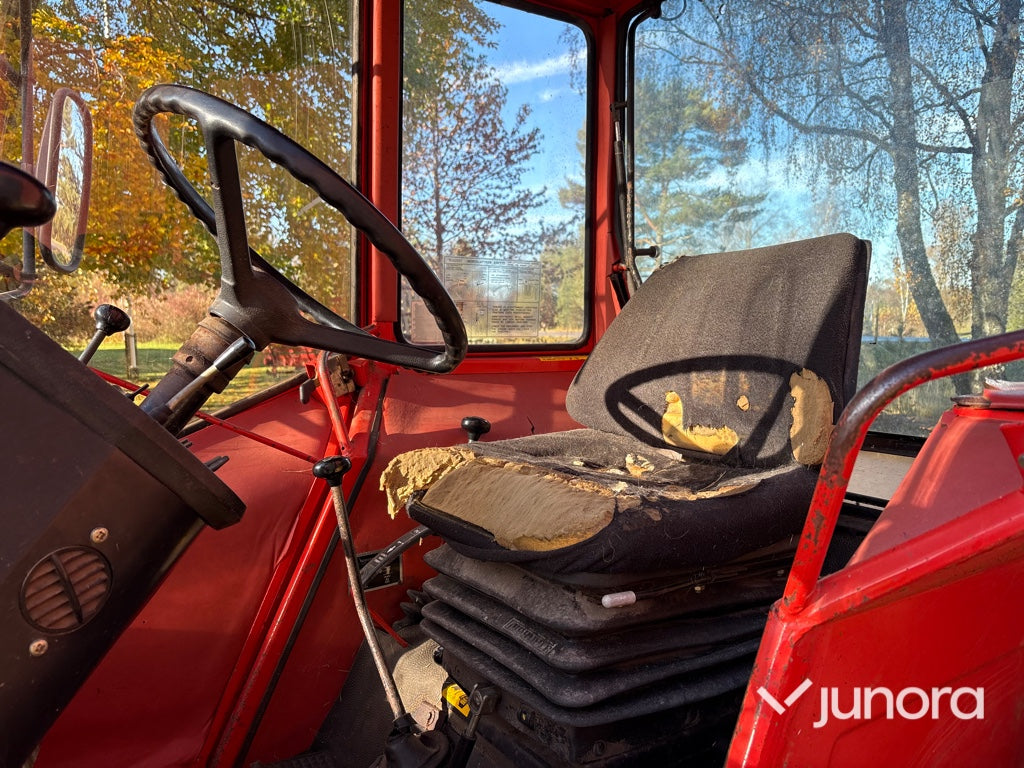 Traktor - Valmet 504, 1984