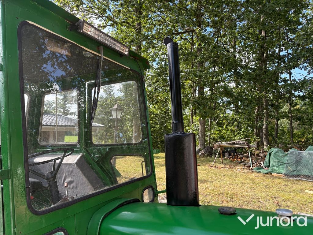 Traktor - John Deere 2130