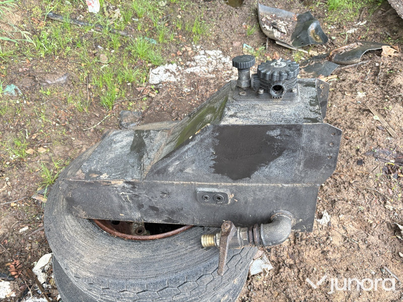 Hydraltank