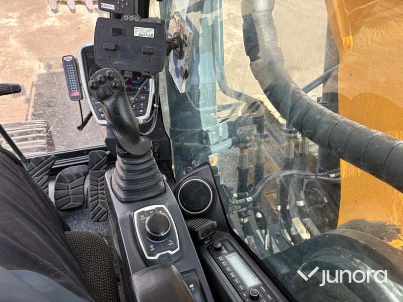 Grävmaskin Hyundai HX380L