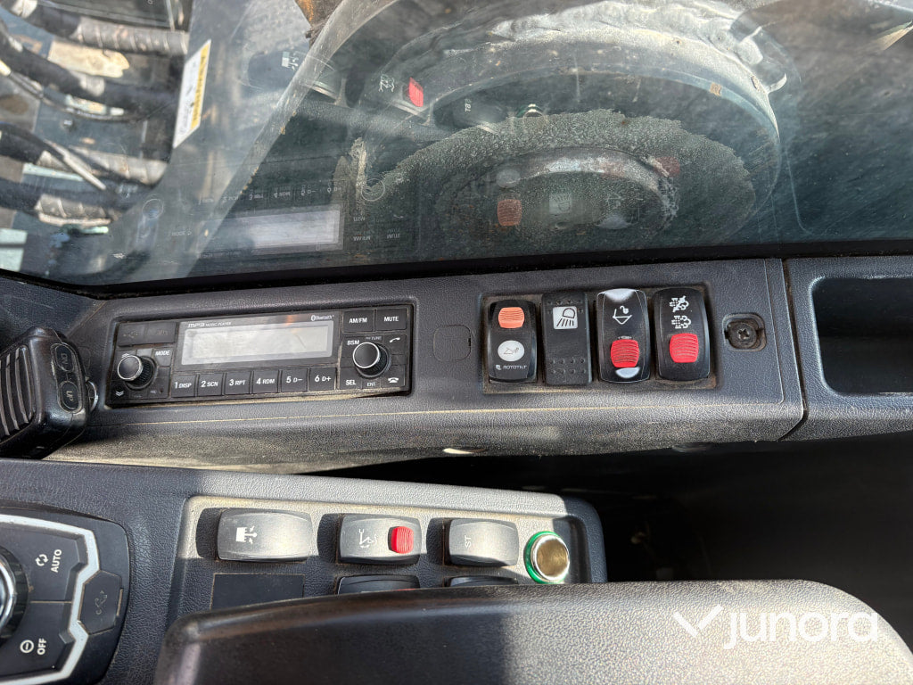 Grävmaskin Hyundai HX380L