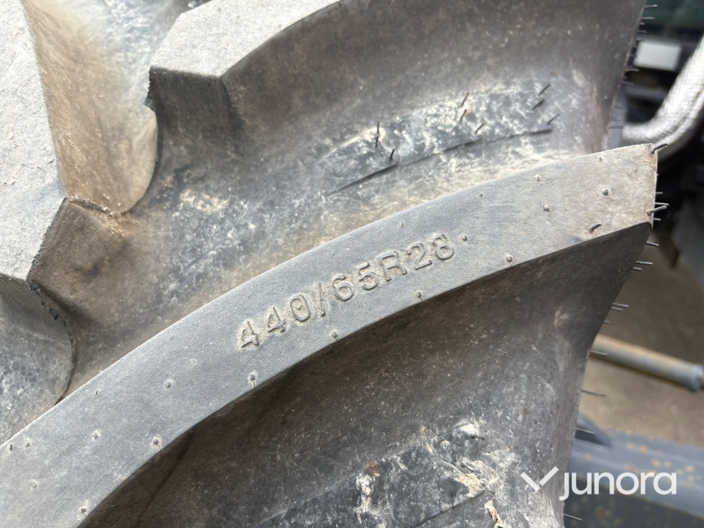 Traktor - Massey Ferguson 5480 med dubbelmontage
