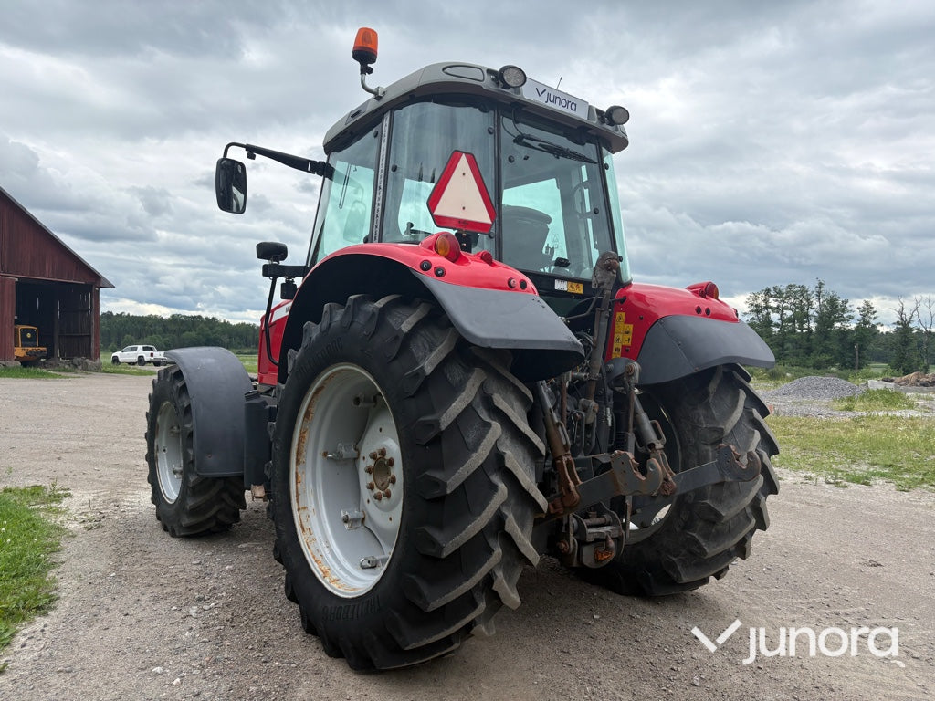 Traktor - Massey Ferguson 5480 med dubbelmontage