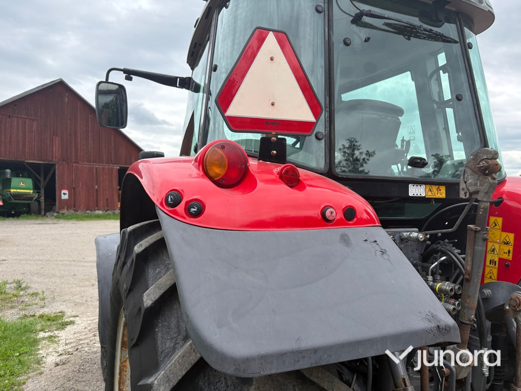 Traktor - Massey Ferguson 5480 med dubbelmontage
