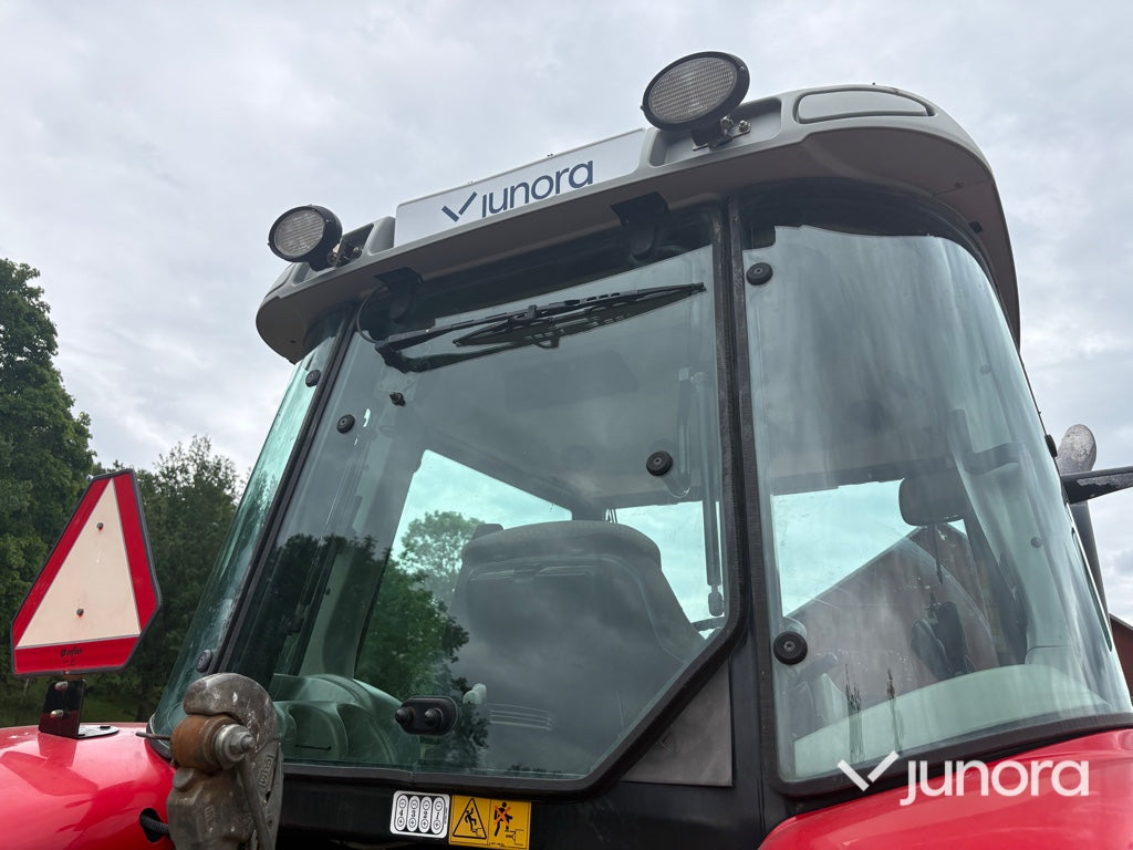 Traktor - Massey Ferguson 5480 med dubbelmontage