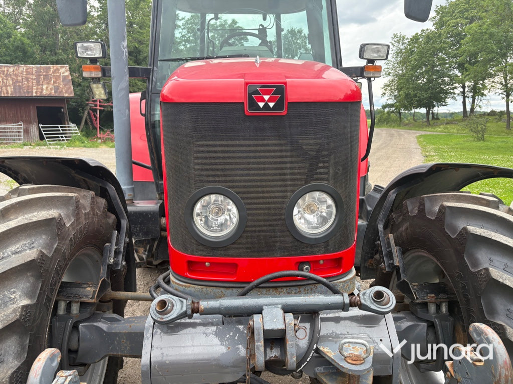 Traktor - Massey Ferguson 5480 med dubbelmontage
