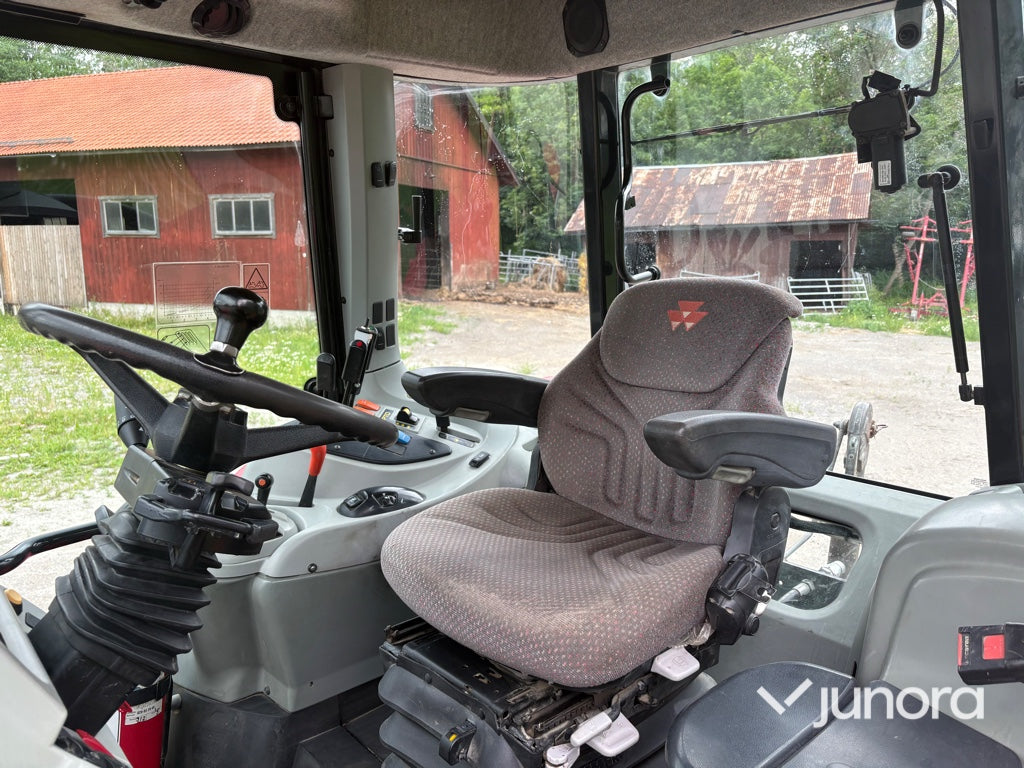 Traktor - Massey Ferguson 5480 med dubbelmontage