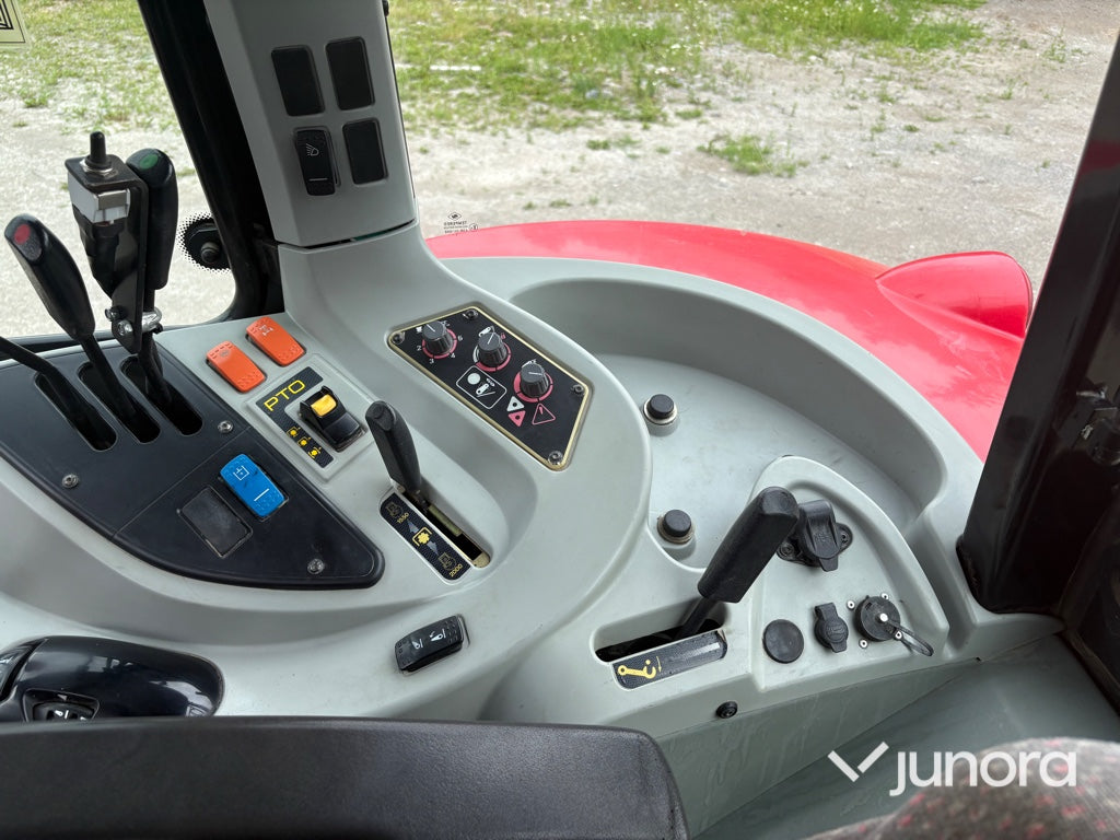 Traktor - Massey Ferguson 5480 med dubbelmontage