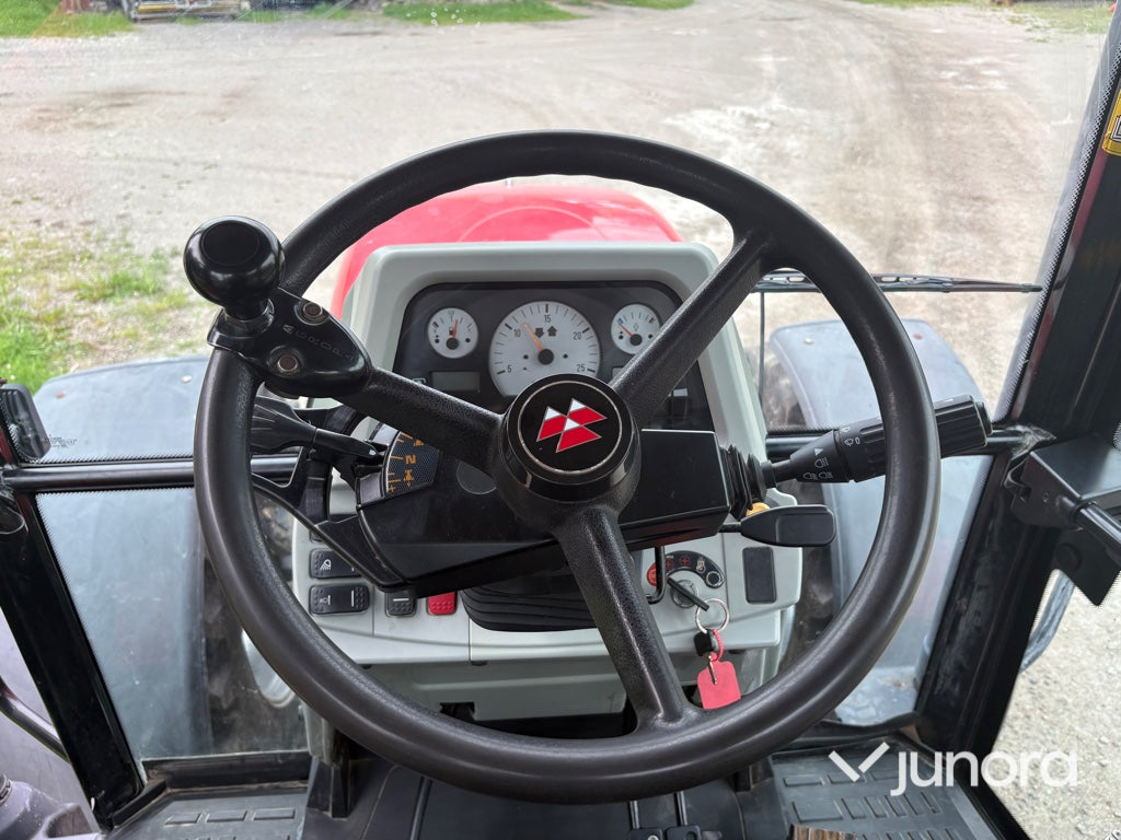 Traktor - Massey Ferguson 5480 med dubbelmontage