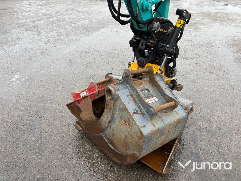 Grävmaskin - Kobelco, SK75SR