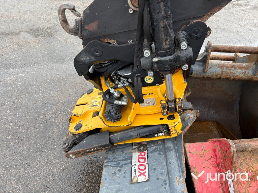 Grävmaskin - Kobelco, SK75SR