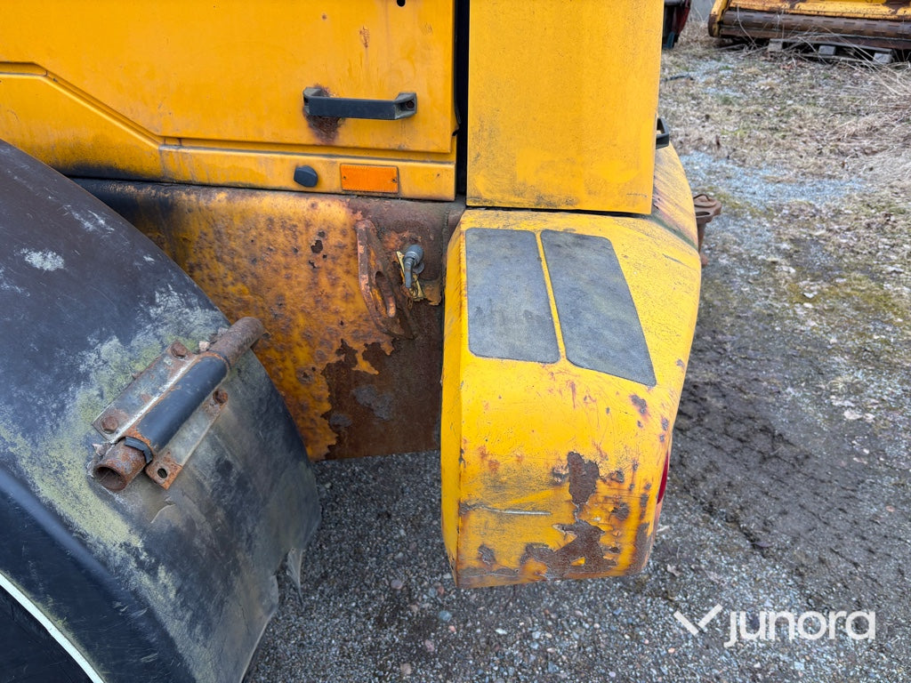 Hjullastare - JCB, 412S