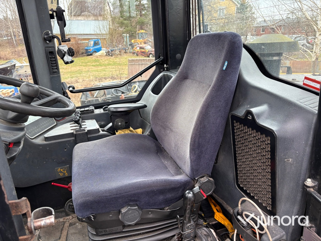 Hjullastare - JCB, 412S