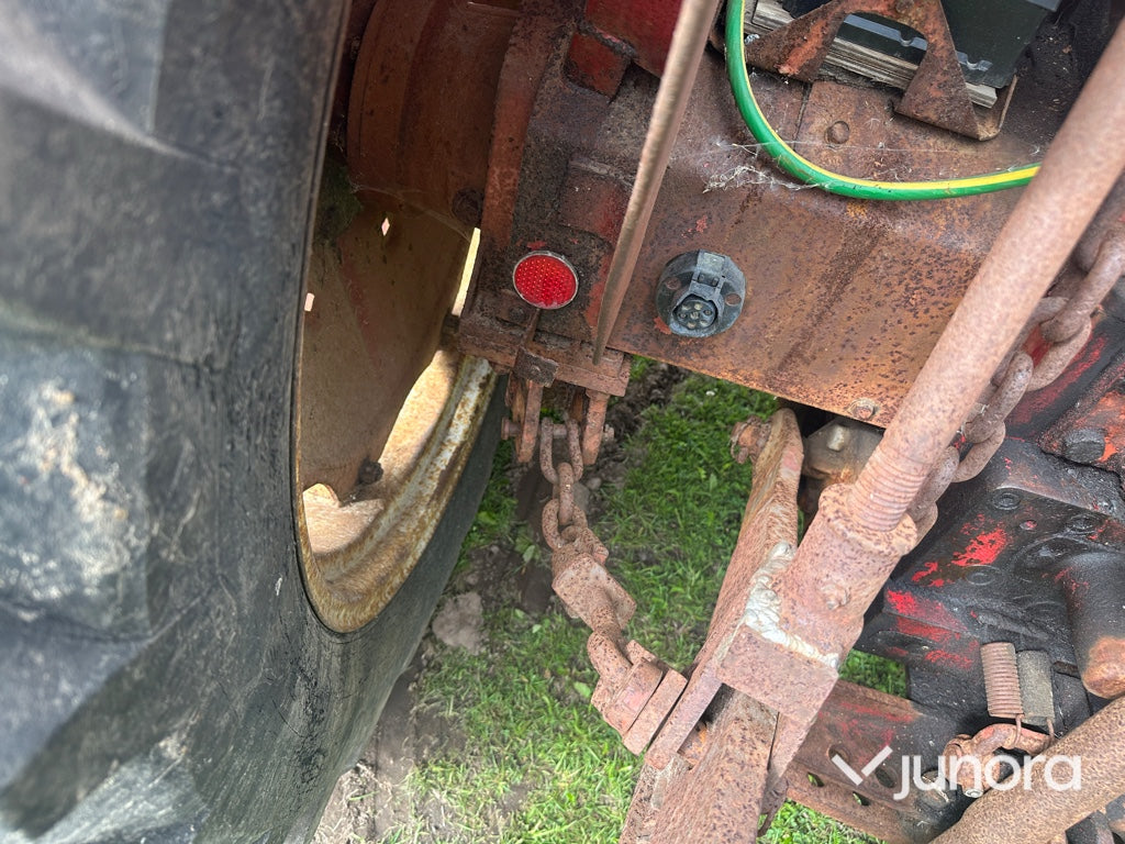Traktor - Mc Cormick, Intern. 523 D