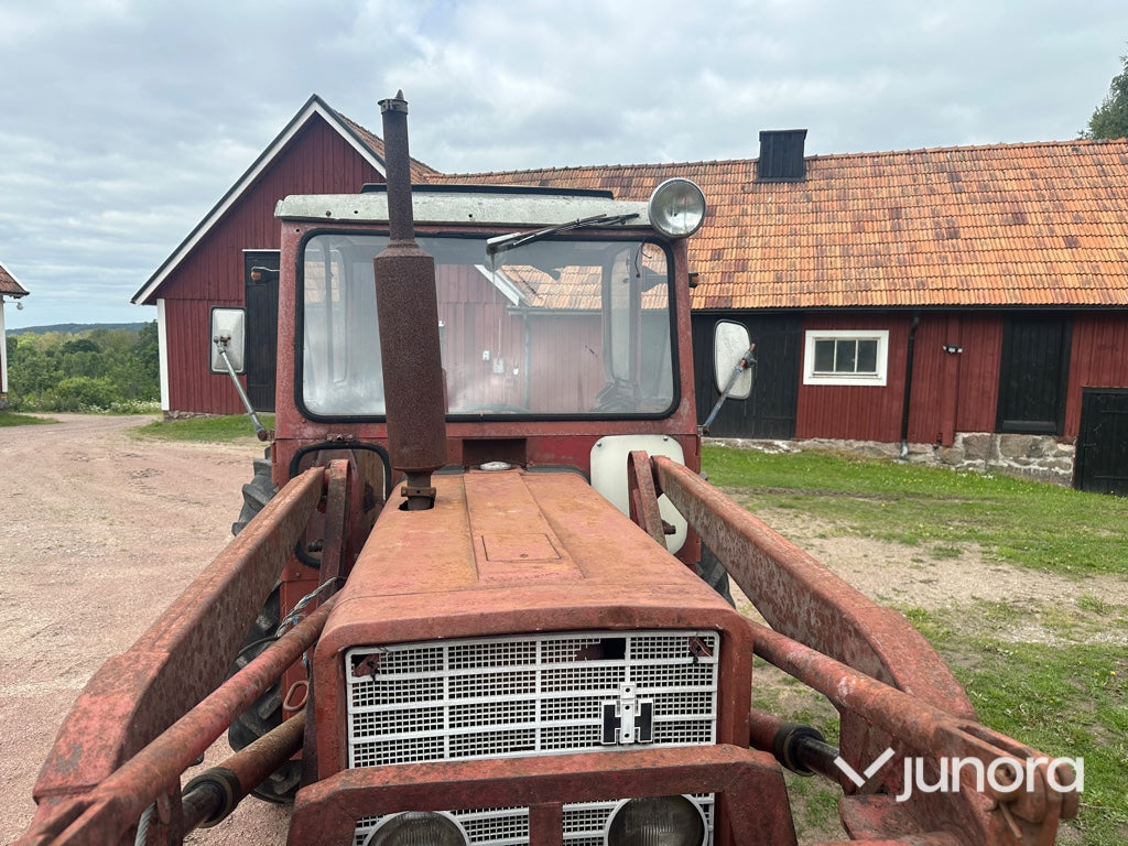 Traktor - Mc Cormick, Intern. 523 D