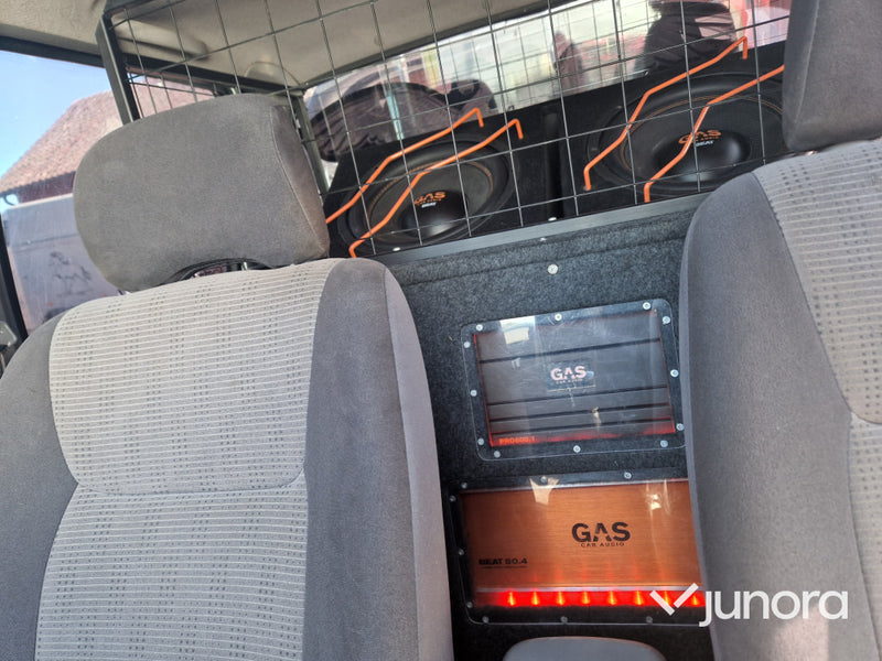 Nissan Double Cab Navara A-traktor