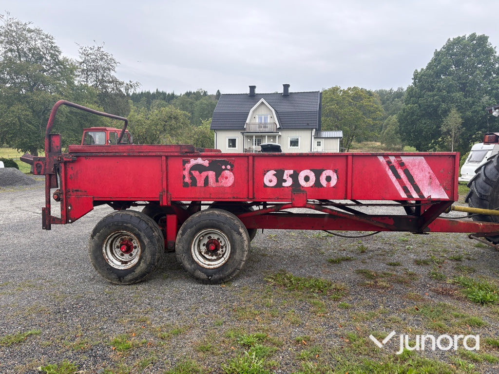 Gödselspridare Ylö 6500