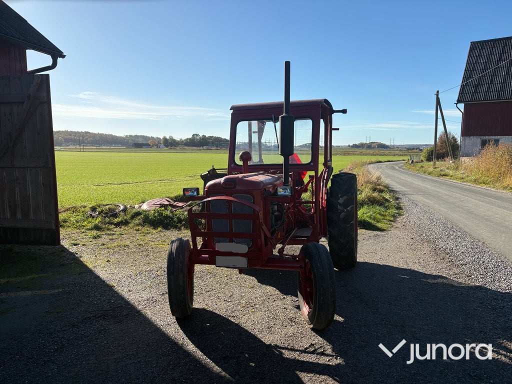 Traktor - Volvo BM 320