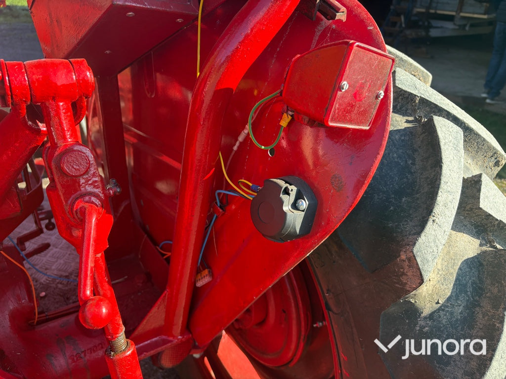 Traktor - Volvo BM 320