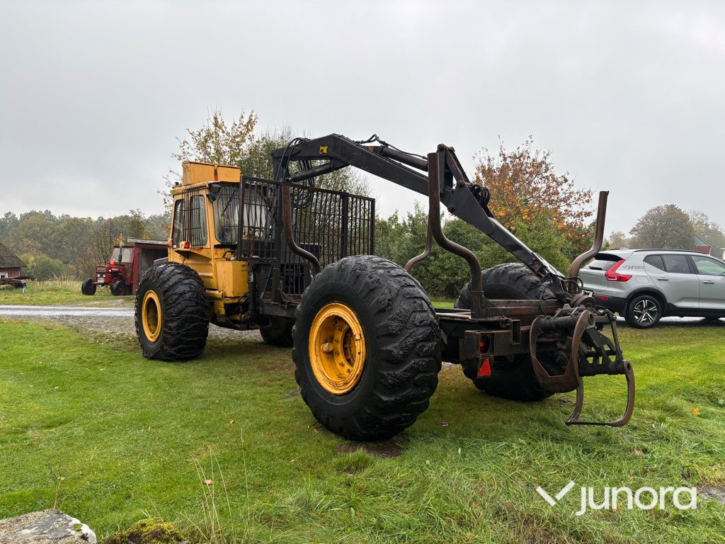Skotare Volvo SM 462