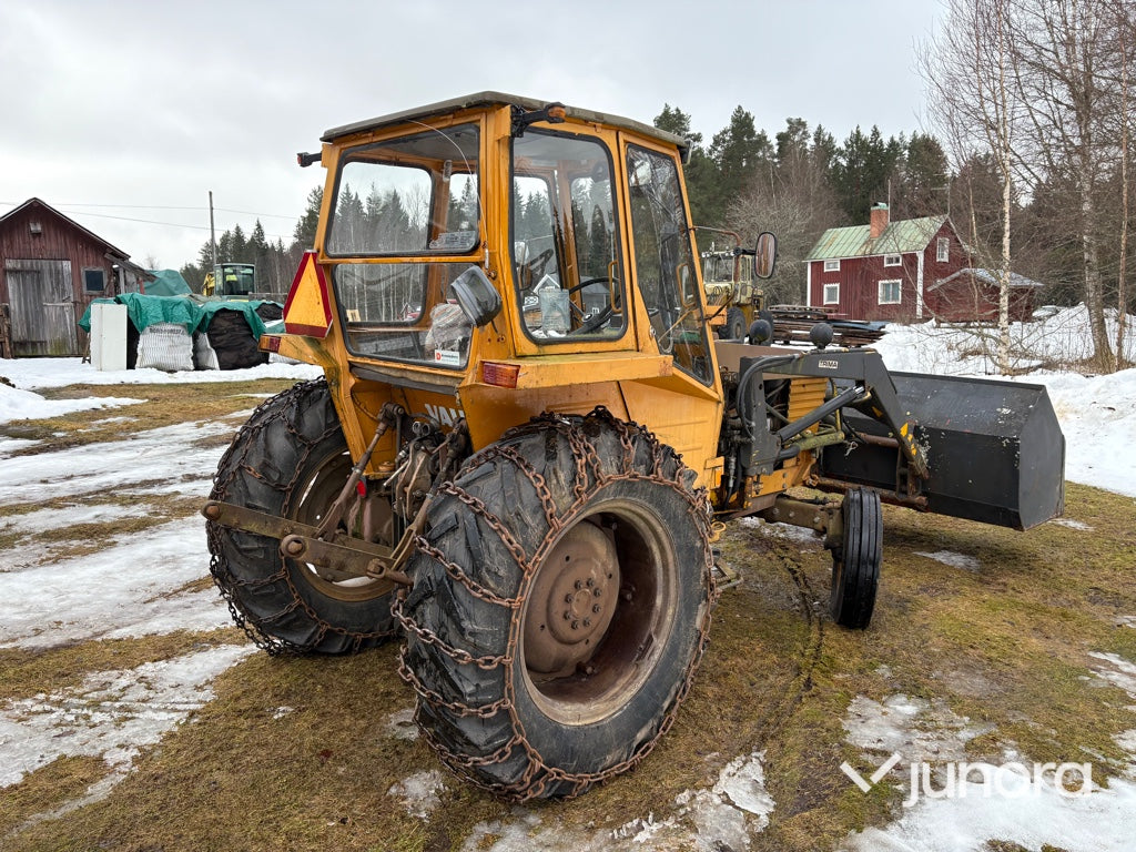 Traktor - Valmet, 502