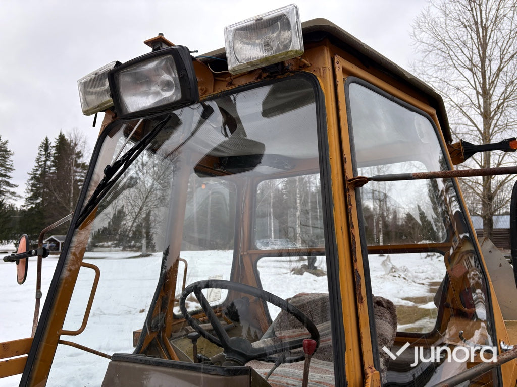 Traktor - Valmet, 502