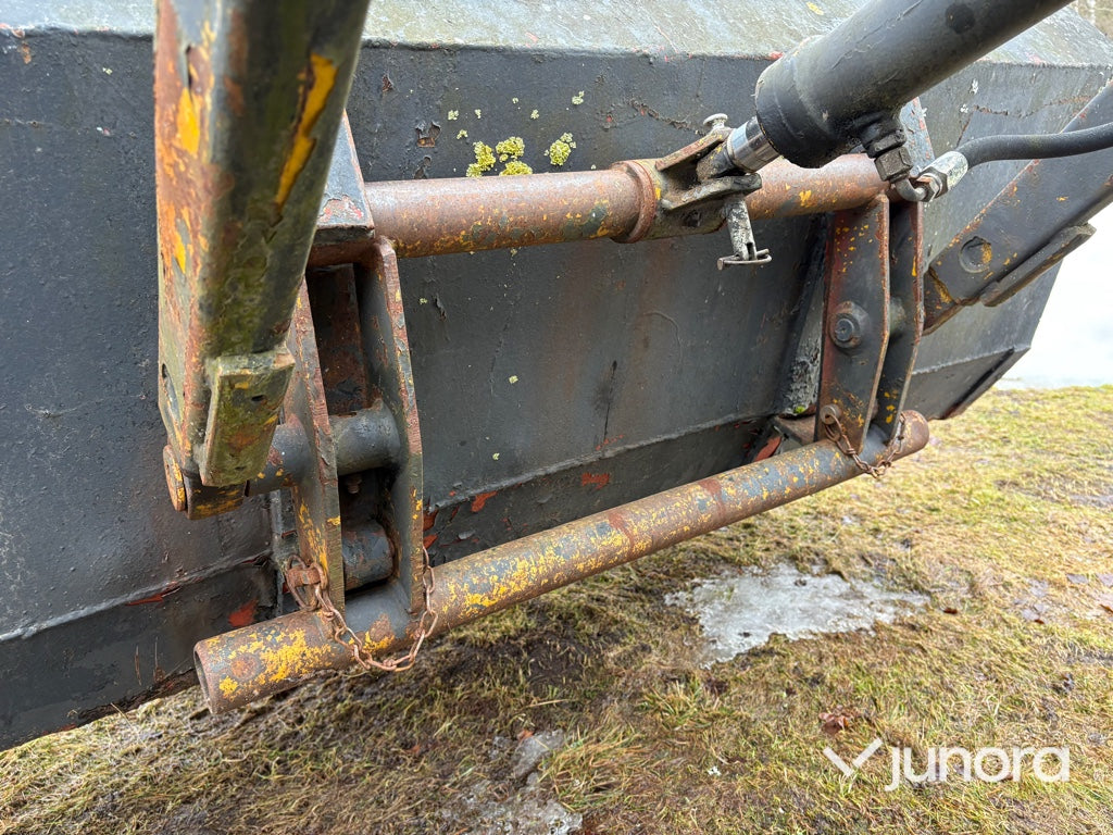 Traktor - Valmet, 502