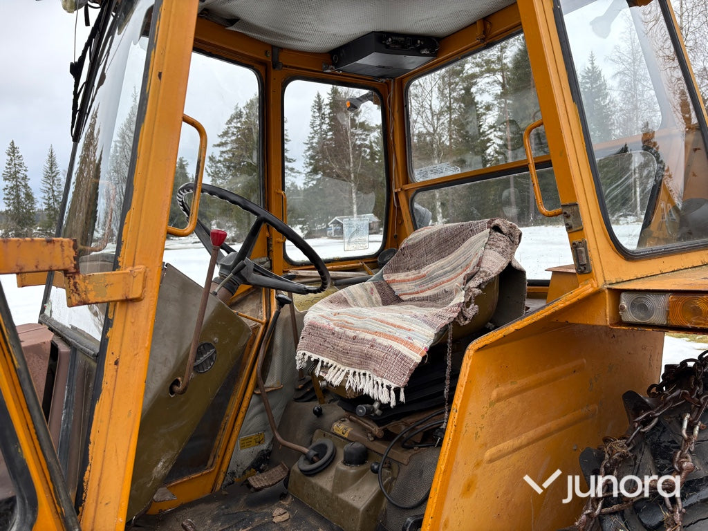 Traktor - Valmet, 502