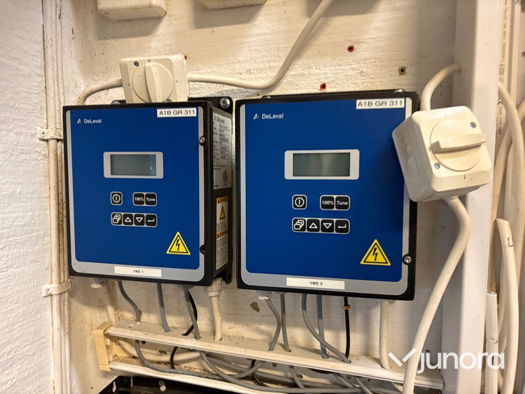 Vakuumpump DeLaval DVP 800 med frekvensstyrning och rörsystem