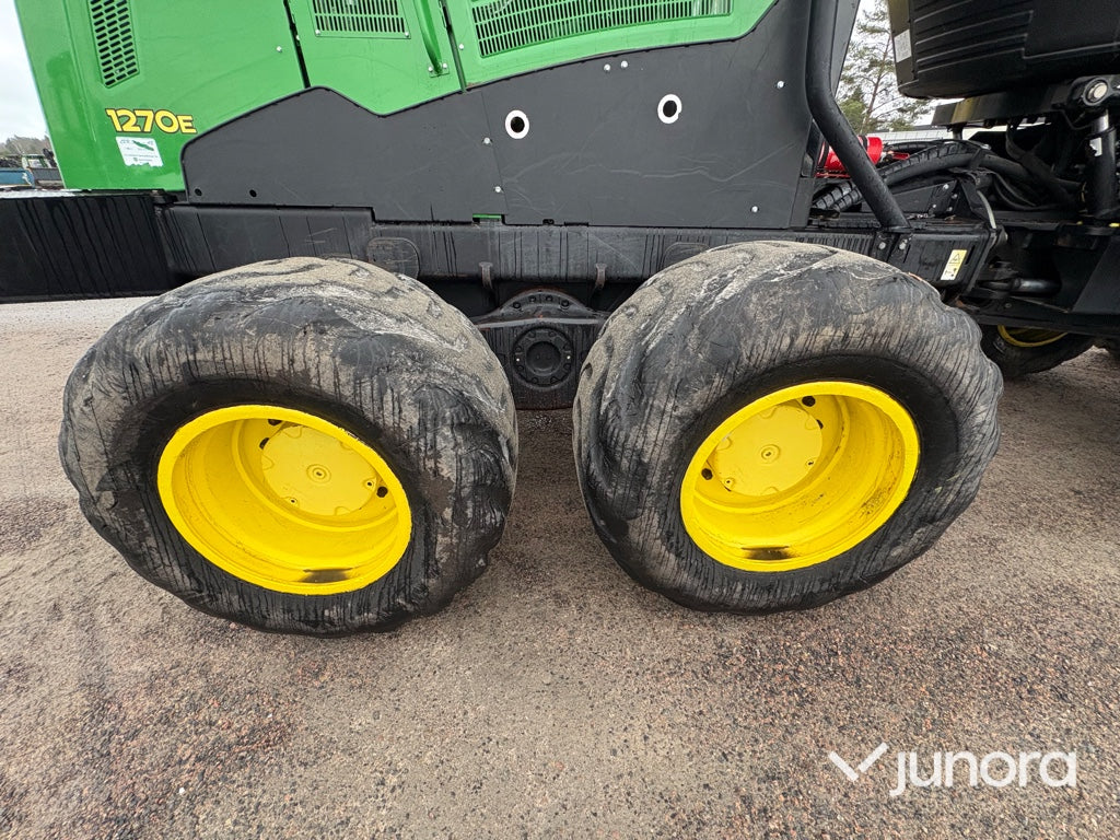 Skördare – John Deere 1270E IT4