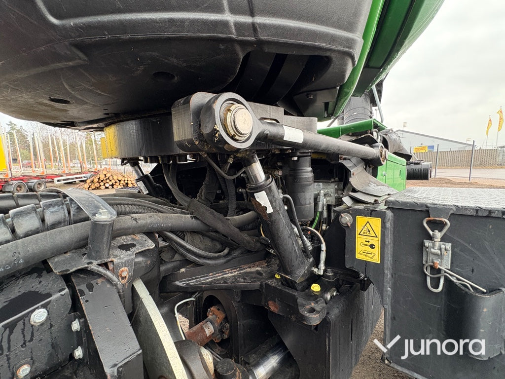 Skördare – John Deere 1270E IT4
