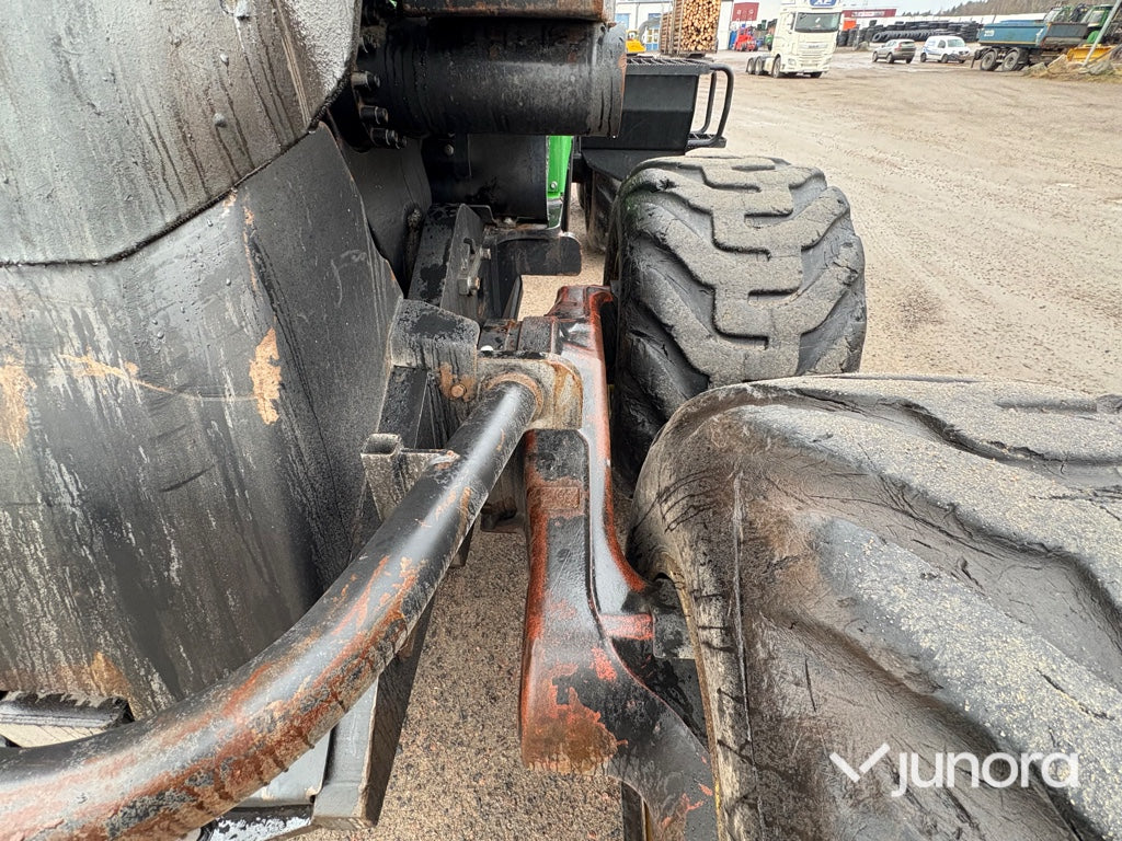 Skördare – John Deere 1270E IT4