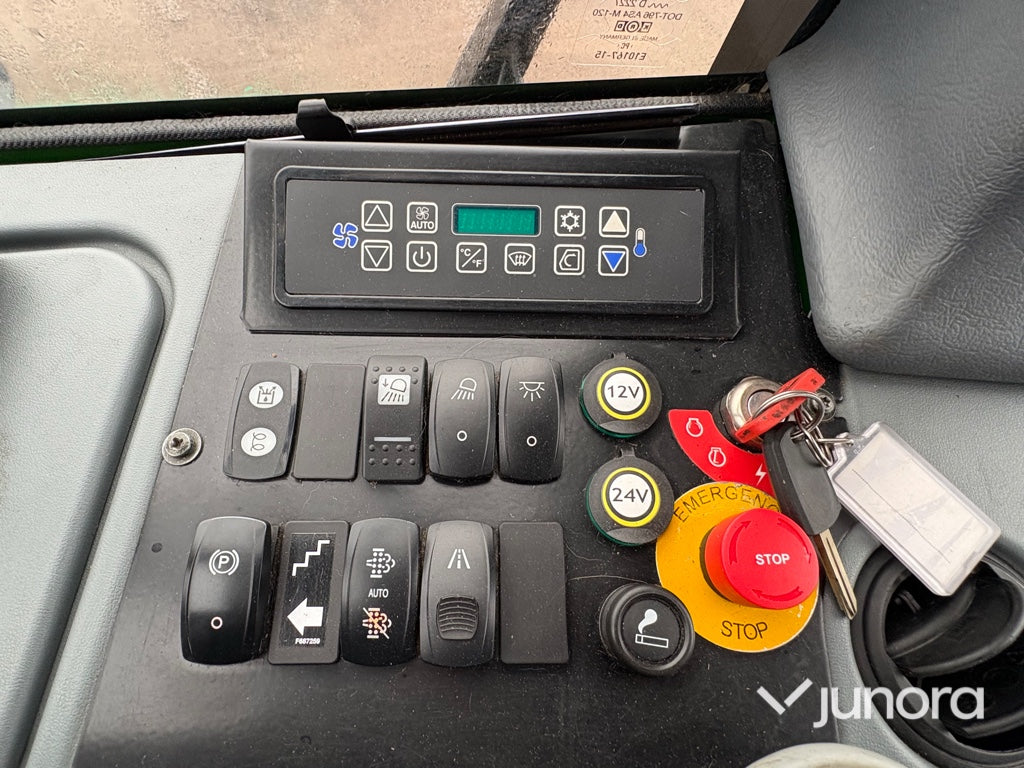 Skördare – John Deere 1270E IT4