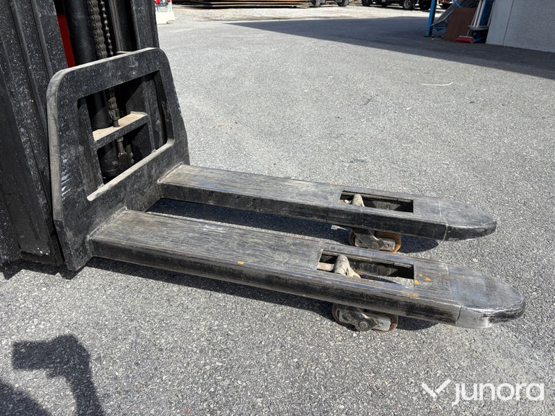 Ledstaplare BT LSF 1250 / 11