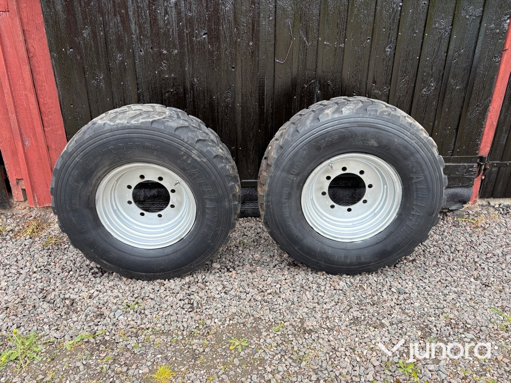 Hjul - Alliance A-606, 365/80 R20