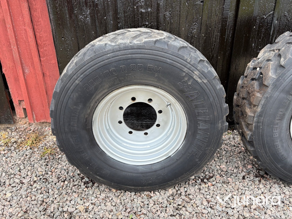 Hjul - Alliance A-606, 365/80 R20