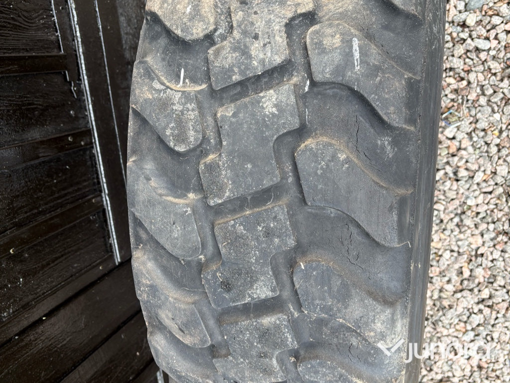 Hjul - Alliance A-606, 365/80 R20
