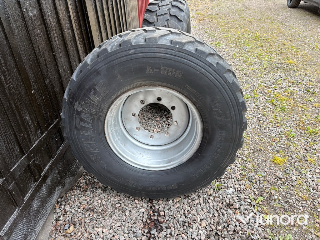Hjul - Alliance A-606, 365/80 R20