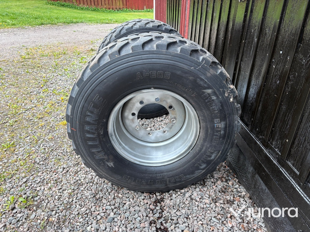 Hjul - Alliance A-606, 365/80 R20