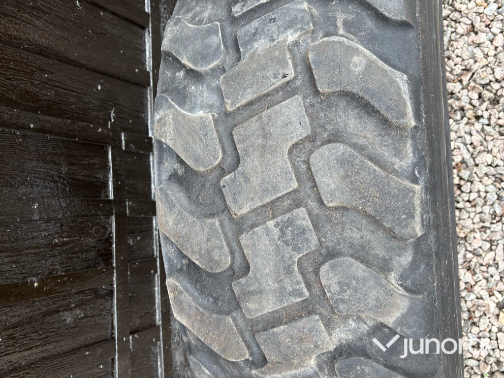 Hjul - Alliance A-606, 365/80 R20