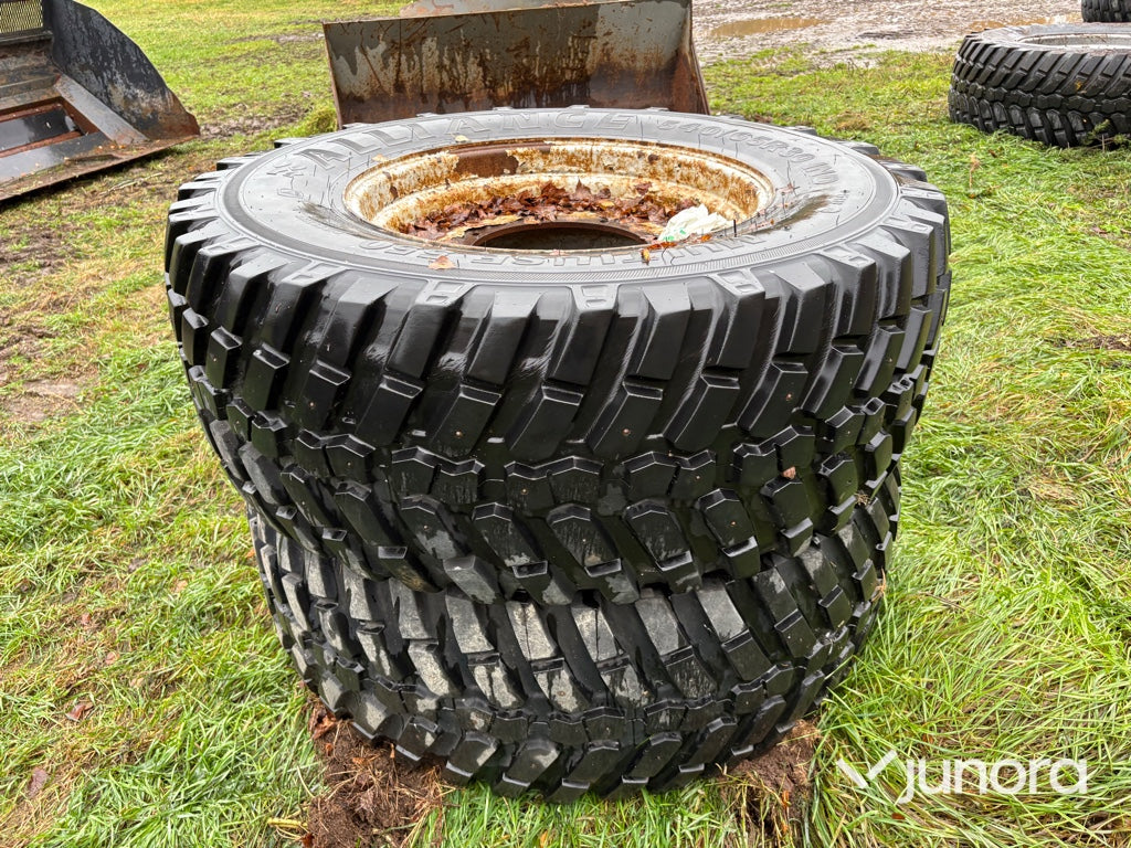 Traktordäck med fälg 650/65 R42 540/65 R30 4 st