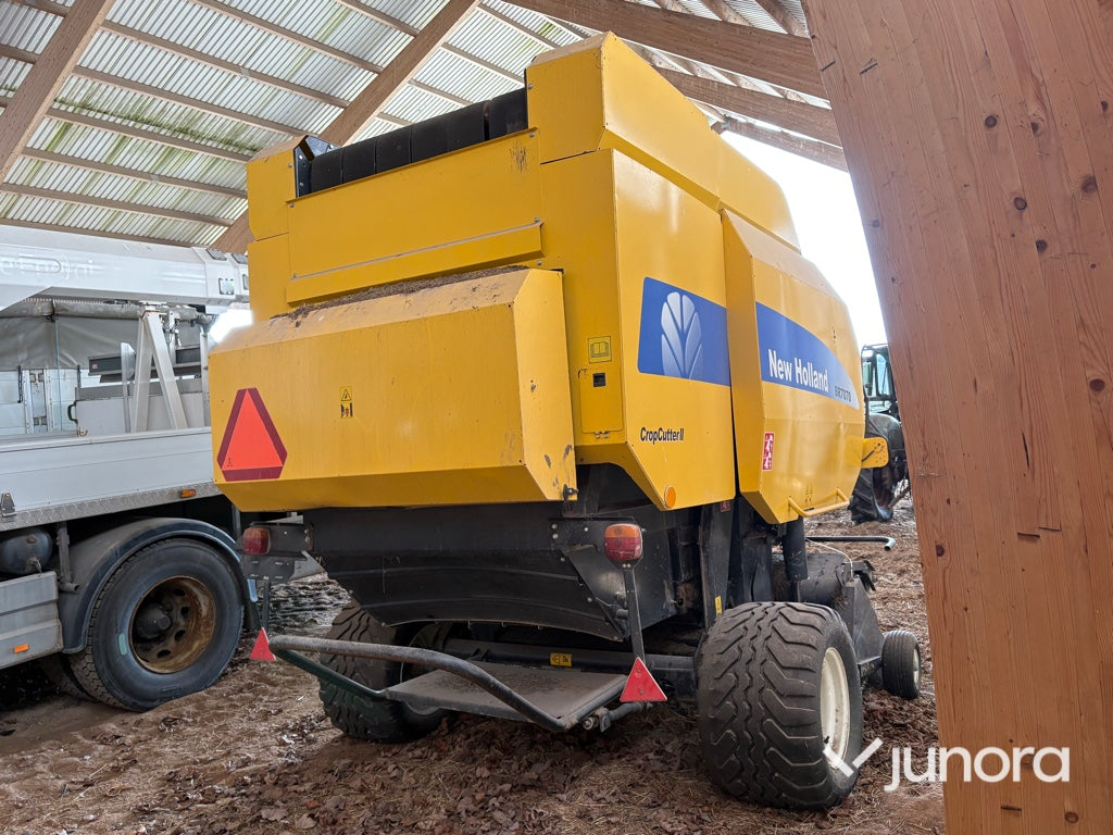 Rundbalspress - New Holland BR7070 180R