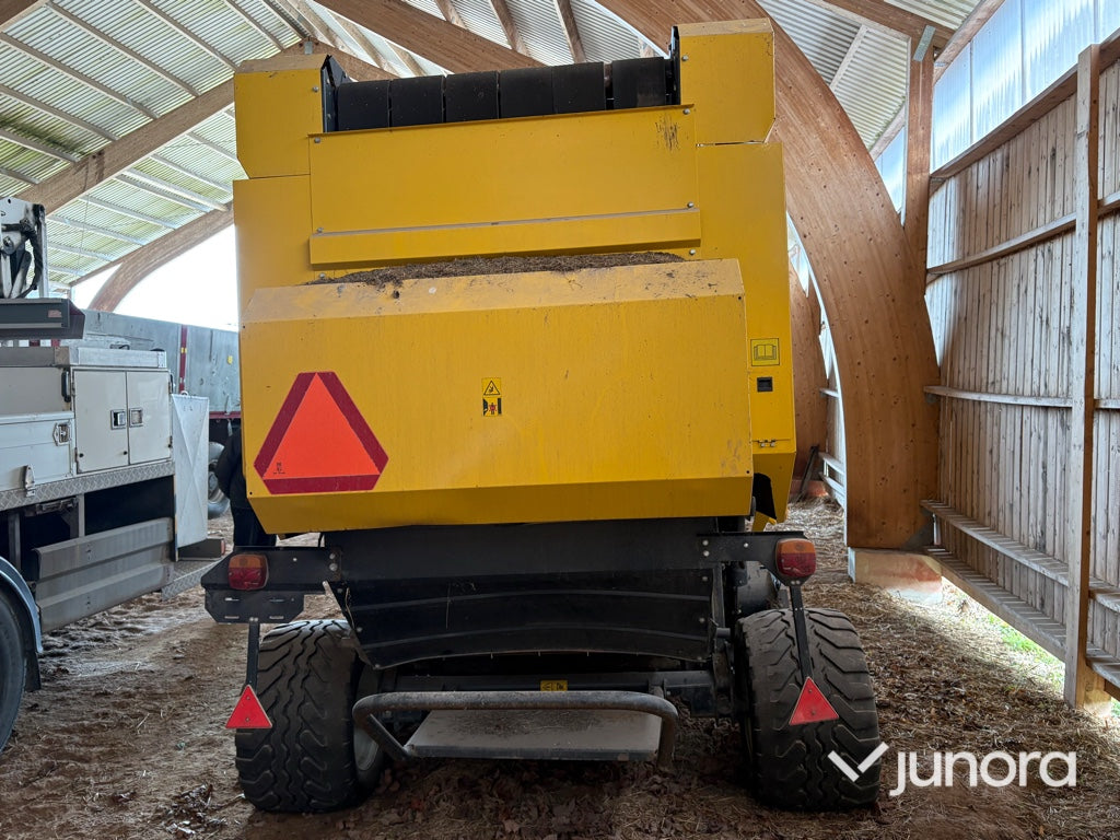 Rundbalspress - New Holland BR7070 180R