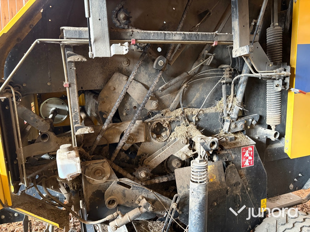 Rundbalspress - New Holland BR7070 180R