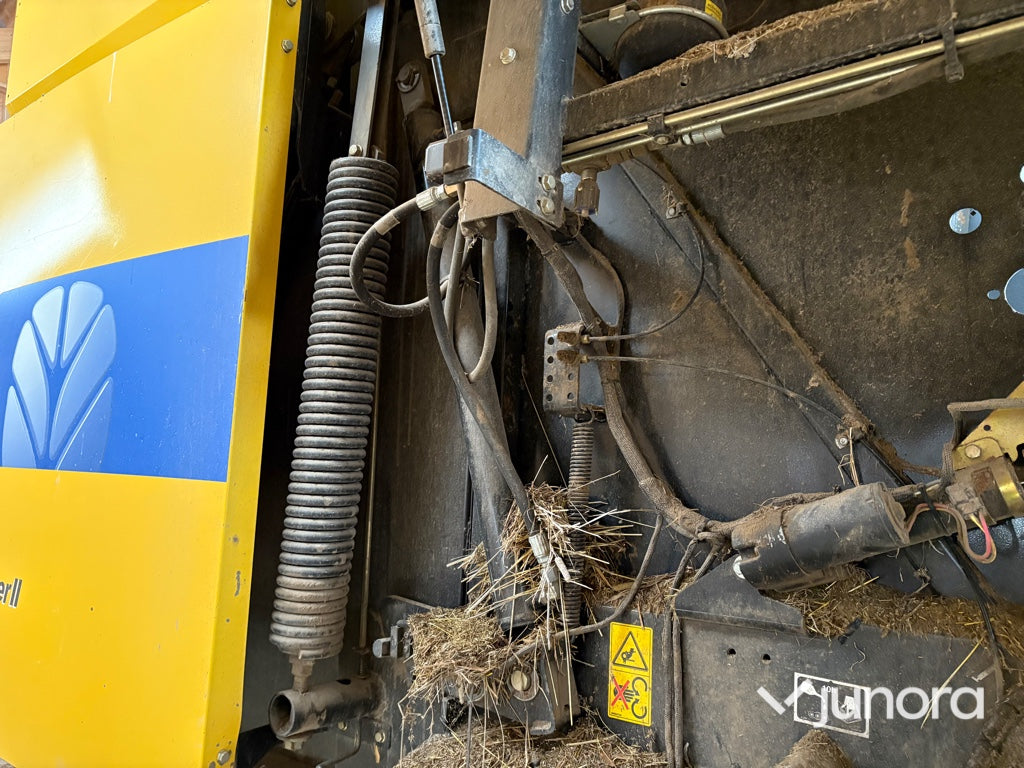 Rundbalspress - New Holland BR7070 180R