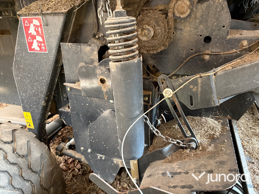 Rundbalspress - New Holland BR7070 180R