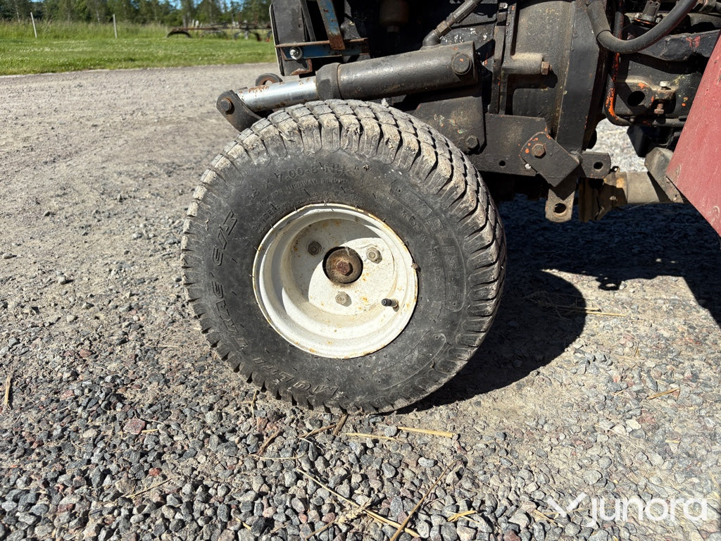 Traktor Holder B 18